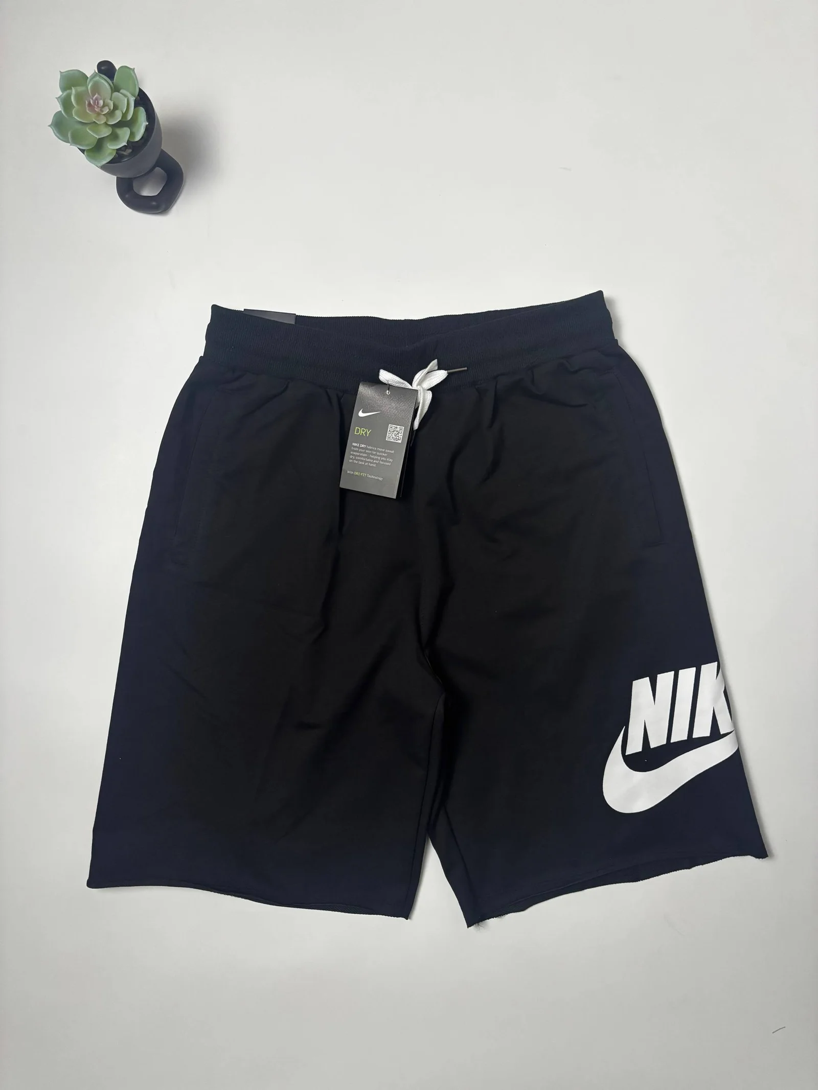 Nike — Шорты Nike